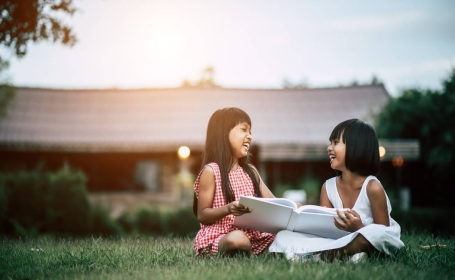 Nên cho trẻ học Tiếng Việt thiếu nhi ở đâu?